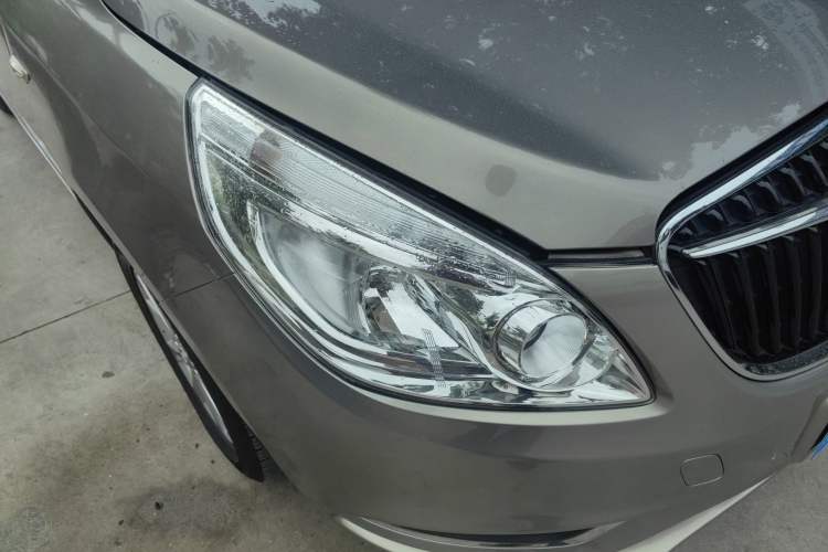 Used Buick GL8 2017 25S Luxury Version China V Standard Right Front Headlight