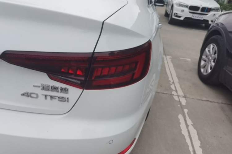 Used Audi A4L 2019 40 TFSI Fashion Edition China VI Emission Standard