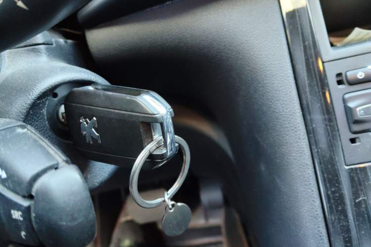 Used Peugeot 3008 2013 1.6THP Automatic Prestige Edition