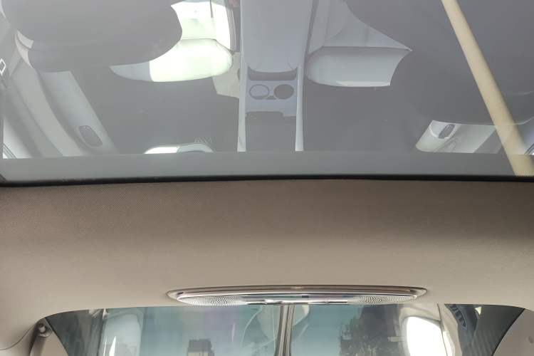 Used IM LS7 2023 100kWh Lux Rear-Drive Version