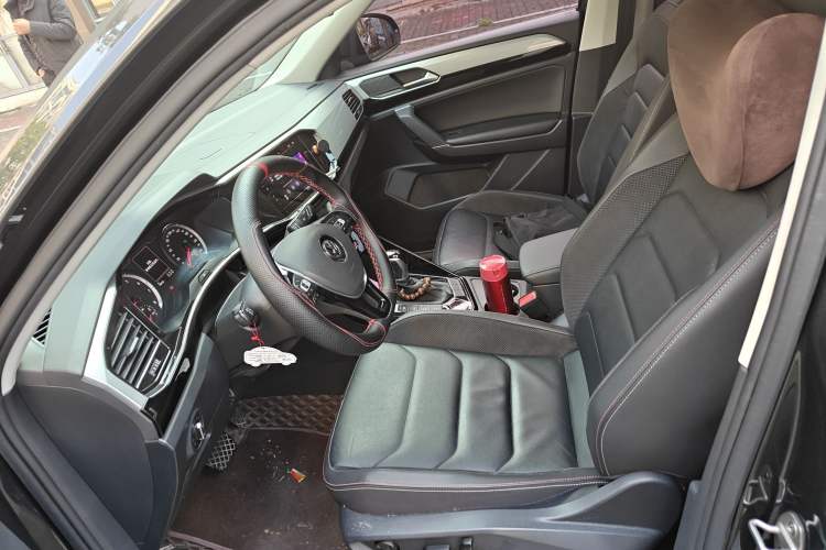 Used Volkswagen Tayron 2020 330TSI Two-Wheel Drive Luxury Smart Connectivity Version
