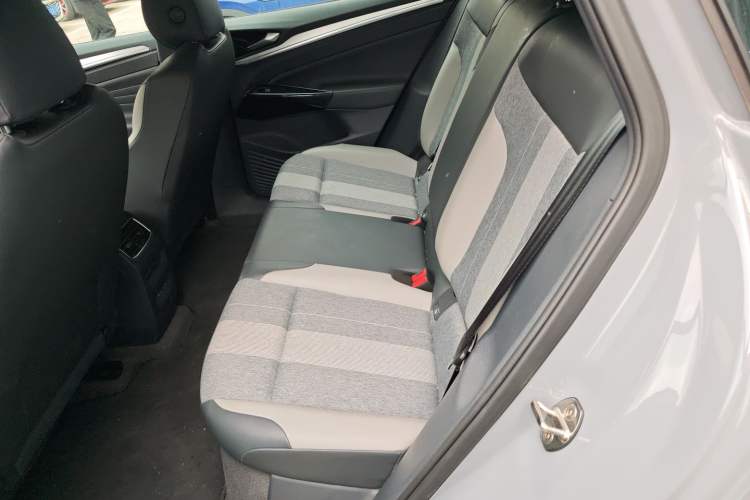 Used Volkswagen ID.4 CROZZ 2025 Pure Edition Left Rear Seat