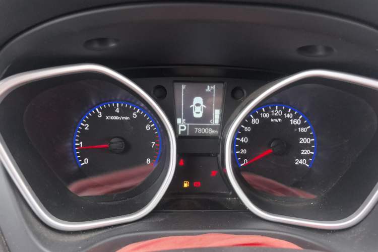 Used Geely Auto GX7 2015 Sports Edition 2.0L Automatic Prestige Model
