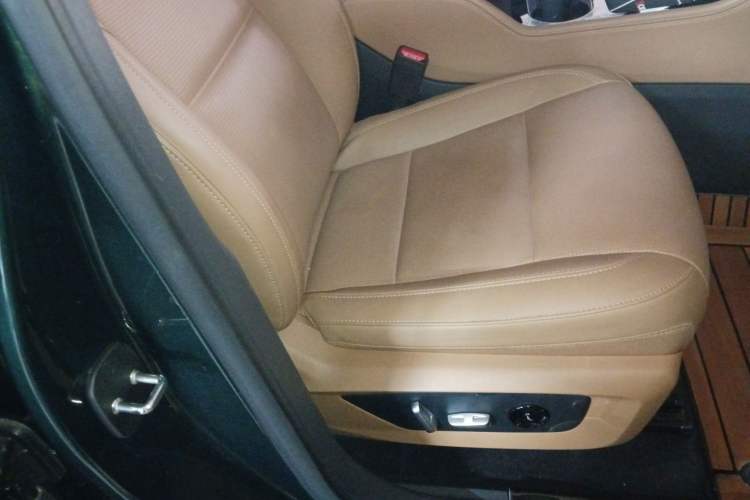 Used Li Auto ONE 2021 Extended-Range 6-Seater Version Right Front Seat