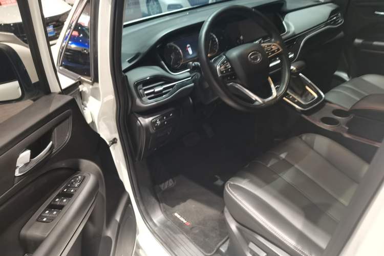 Used GAC Trumpchi M6 2021 270T DCT Luxury Edition (7-seater)