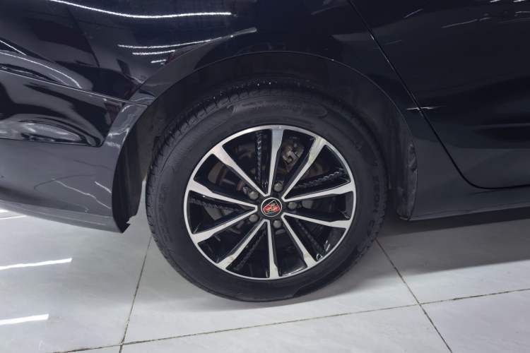Used Roewe i5 2020 1.5L Automatic 4G Connect Luxury Flagship Edition