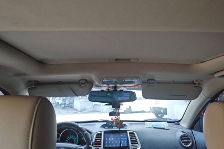 Used CHANGAN Eado 2012 1.6L Manual Luxury Model China IV Standard Headliner