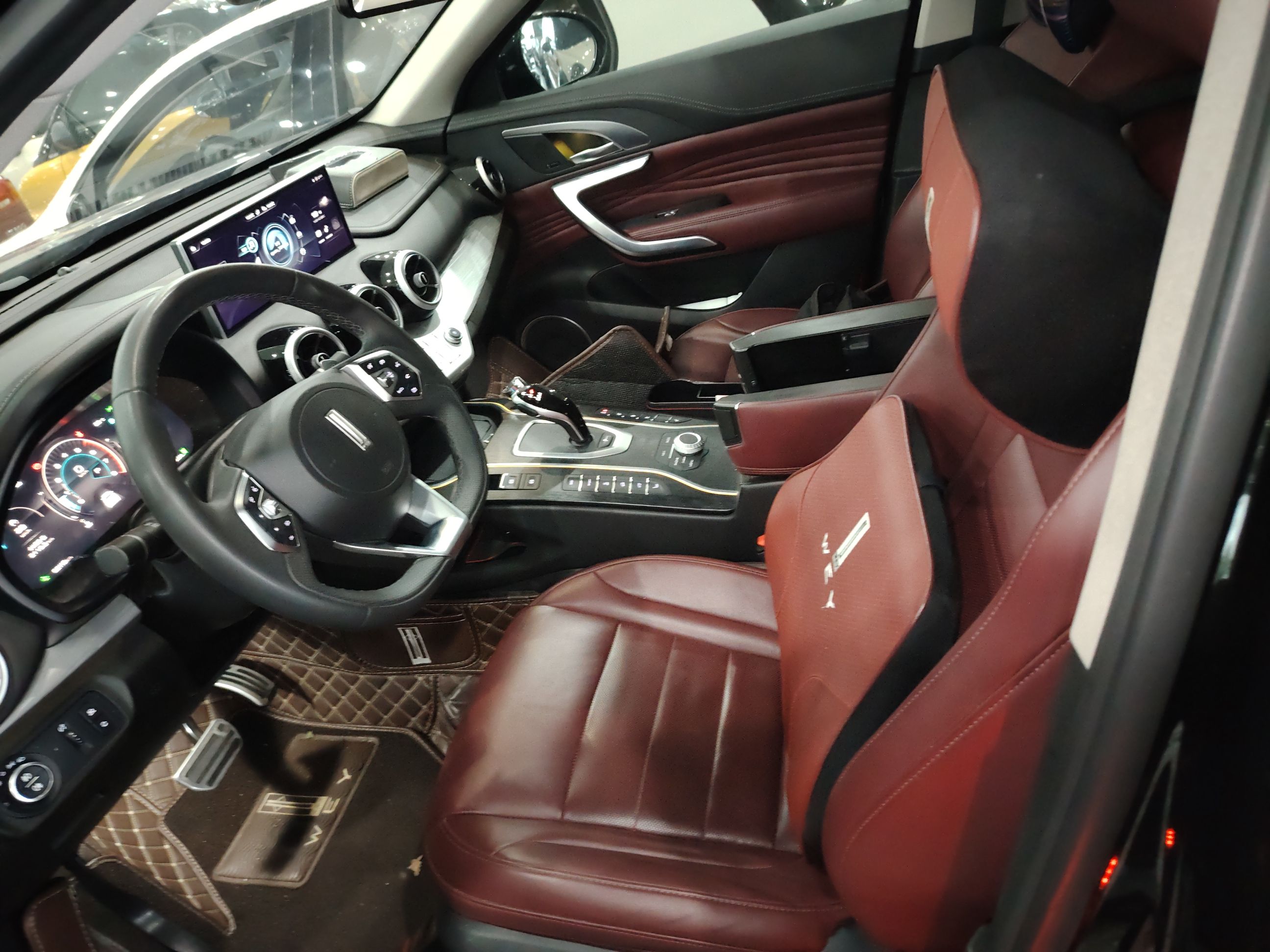 Переднее сиденье в автомобиле