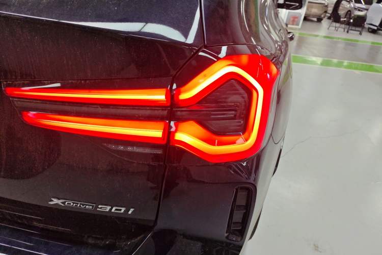 Used BMW X3 2023 Restyled xDrive30i Leading Edition M Night Sky Package
