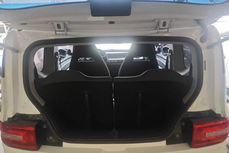 Used Wuling Hongguang MINIEV 2020 Freedom Version Lithium Iron Phosphate Trunk