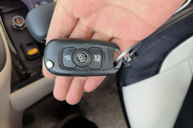 Used Buick Verano 2017 Sedan 15S Automatic Leading Model