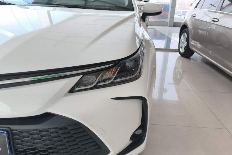 Used Toyota Corolla 2024 1.8L Smart Electric Hybrid Dual-Engine Pioneer Edition
