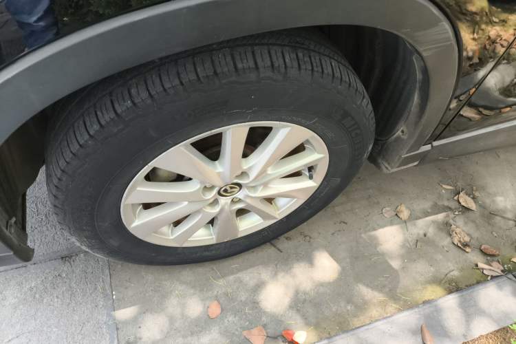 Used Mazda CX-5 2013 2.0L Automatic Two-Wheel Drive Comfort Version