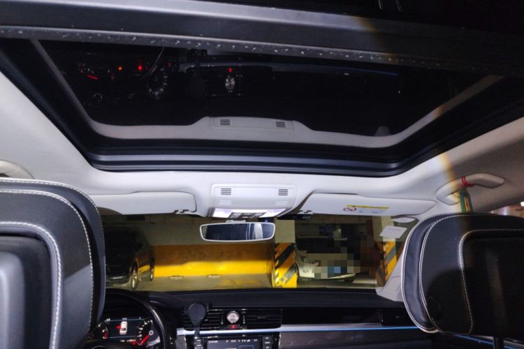 Used Volkswagen Phideon 2018 380TSI Two-Wheel Drive Business Edition Headliner