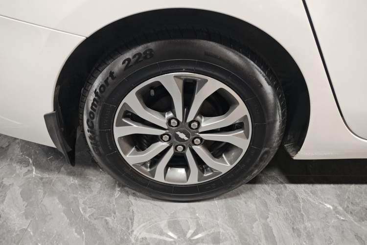 Used Chevrolet Cavalier 2019 320 Automatic Enjoyment with Sunroof