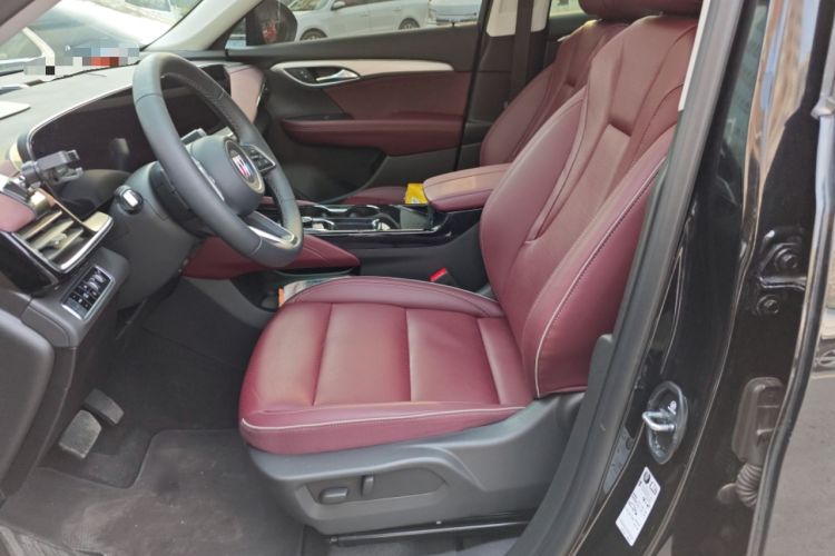 Used Buick Envision 2025 Encore Plus 28T Two-Wheel-Drive Platinum Edition