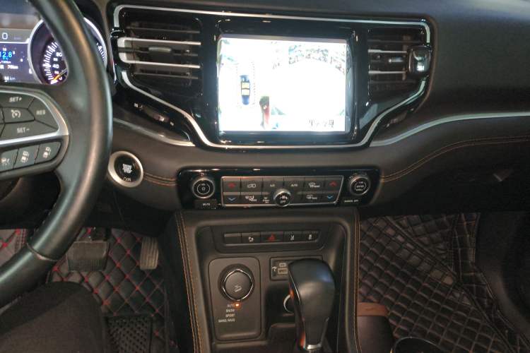 Used Jeep Grand Commander 2018 2.0T Four-Wheel Drive Smart Enjoyment Version China V Emission Standard