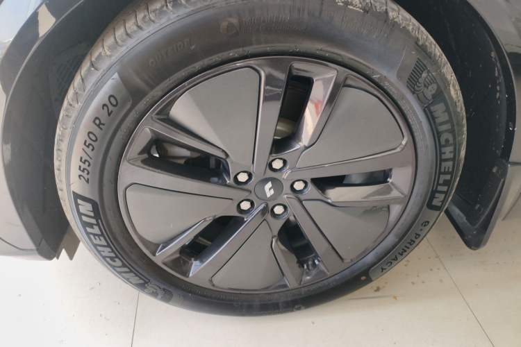 Used Li Auto L7 2024 Pro Model Exterior 4