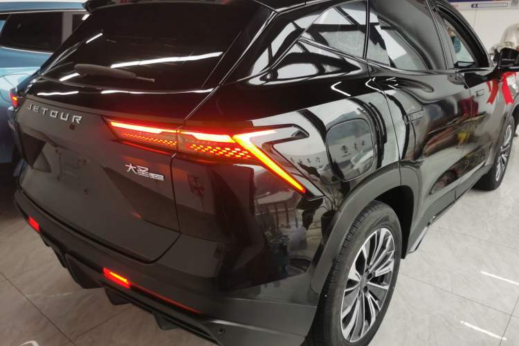 Used JETOUR Dashing i-DM 2023 1.5T DHT Lightning