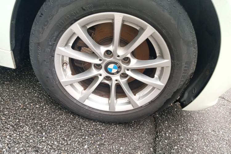 Used BMW 3 Series 2013 316i Active Edition Right Front Wheel Hub