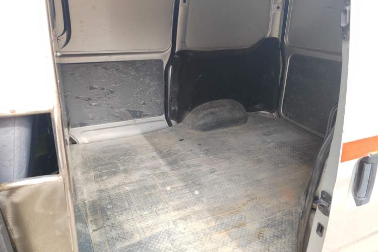 Used Wuling Zhiguang 2020 1.2L Van Utility Model China VI Emission Standard 2 Seats LSI

