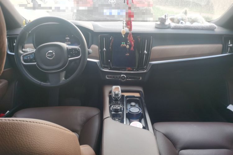 Used Volvo S90 2021 B5 Zhiyi Luxury Edition Center Console