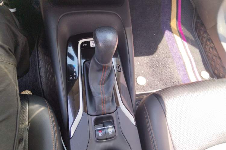 Used Toyota Corolla 2021 1.2T S-CVT Elite PLUS Edition Gear Lever