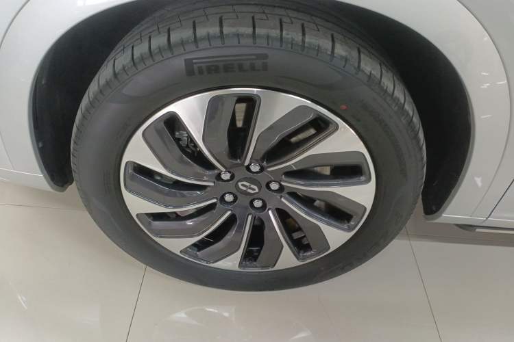 Used Hima AITO M7 2024 1.5T Intelligent Driving 4WD Max Edition 5 Seats
