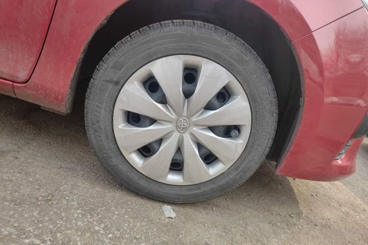 Used Toyota YARiS L Zhi Xuan 2015 1.5E Automatic Charm Edition