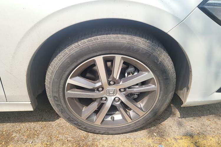 Used Honda Civic 2023 240TURBO CVT Dynamic · Center Stage Special Edition