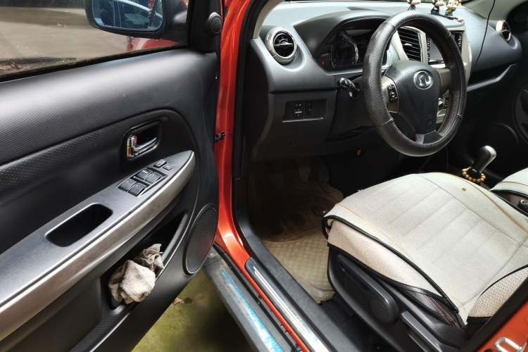 Used Great Wall M4 2012 1.5L Manual Luxury Version Driver Seat