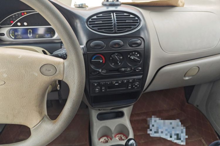 Used Chery QQ3 2011 0.8L Manual Champion Edition Audio And AC Panel