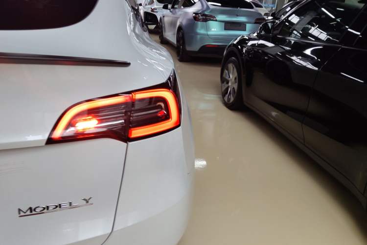 Used Tesla Model Y 2022 Performance High-Performance All-Wheel-Drive Version