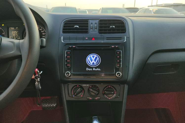 Used Volkswagen Polo 2016 1.4L Automatic Trendy Model
