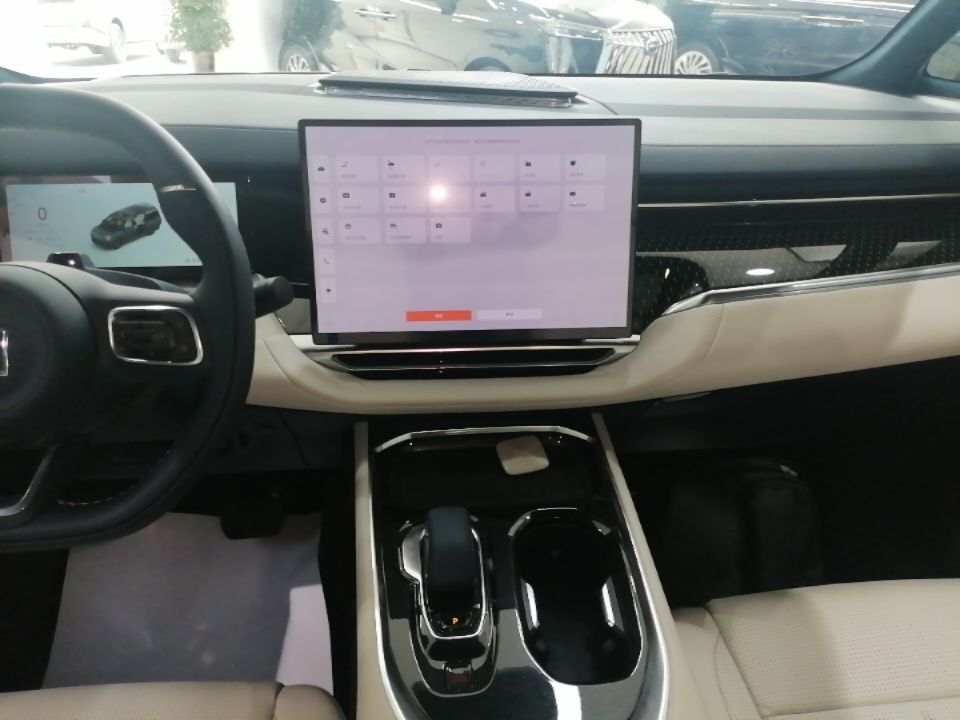 Zeekr 009 2024 Six-Seat Executive Version 4WD 108 kWh — снимка 15