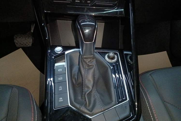 Used Volkswagen Tayron 2020 330TSI Two-Wheel Drive Luxury Smart Connectivity Version