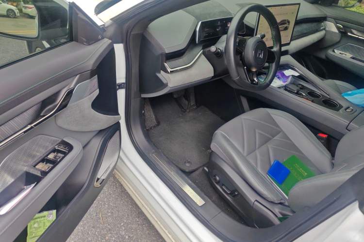 Used Zeekr 001 2021 Ultra-Long Range Dual-Motor YOU Version Driver Seat