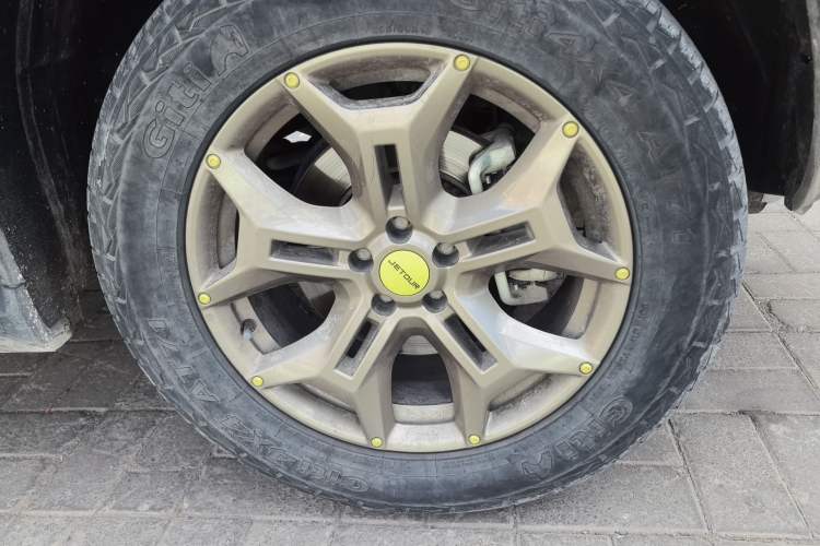 Used JETOUR Traveler 2024 2.0T All-Wheel-Drive CrossPRO+ Entertainment Edition Right Front Wheel Hub