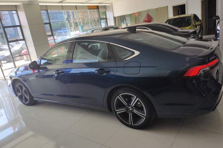 Used Honda Inspire New Energy 2023 ePHEV Smart Edition
