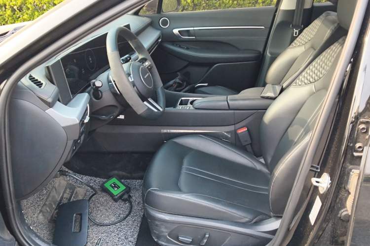 Used Hyundai Sonata 2024 1.5T Pro Left Front Seat