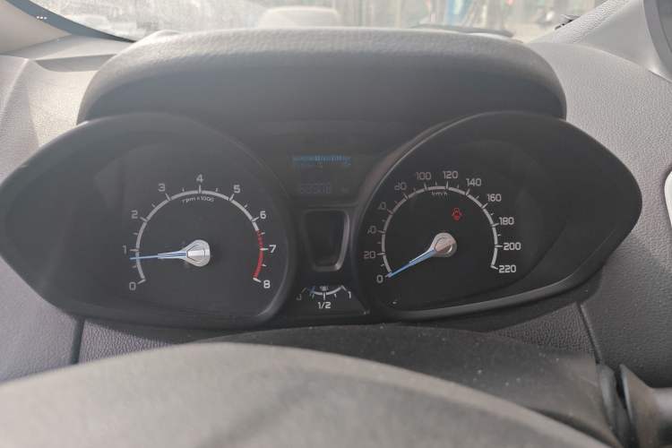 Used Ford EcoSport 2013 1.5L Manual Fashion Model