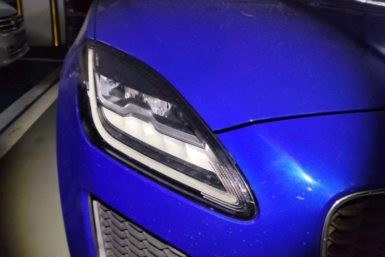 Used Jaguar E-PACE 2018 P250 HSE China V Standard Right Front Headlight