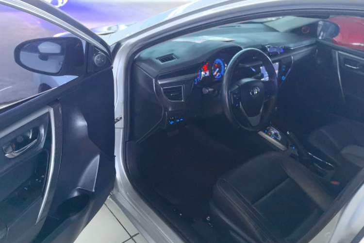 Used Toyota Corolla 2014 1.6L CVT GL-i Leather Edition