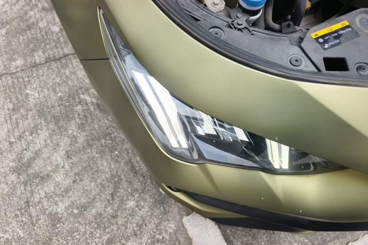 Used GAC Trumpchi EMPOW 2021 270T DCT J15 Version Right Front Headlight