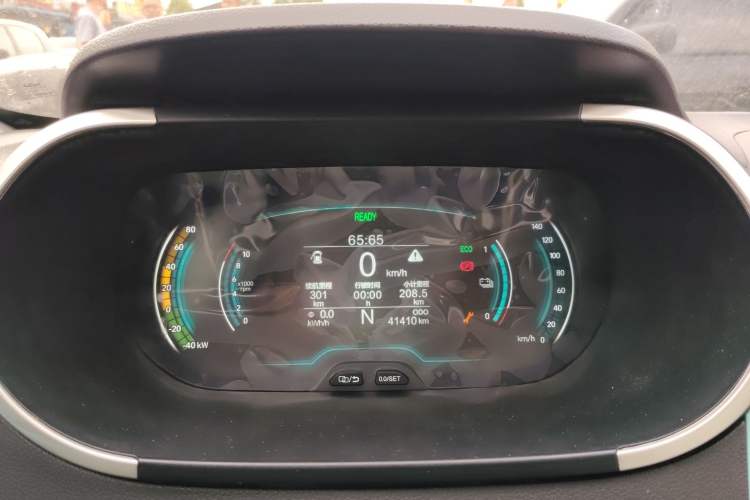 Used Chery QQ Little Ant 2021 200 000-Yuan Ant Fan Edition Oxygen Version Lithium-Ion Battery 301 km