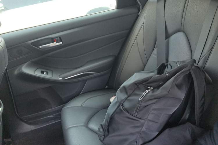 Used Toyota Avalon 2019 2.0L Luxury Edition China VI Standard