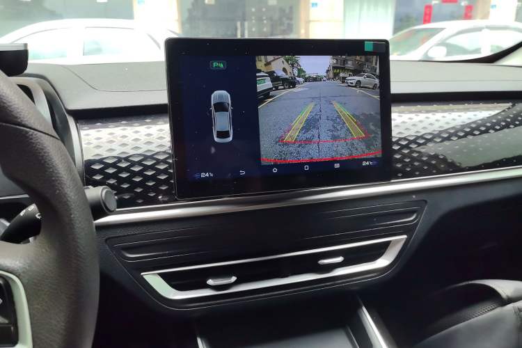 Used BYD Qin PLUS 2021 EV 420KM Commuter Edition
