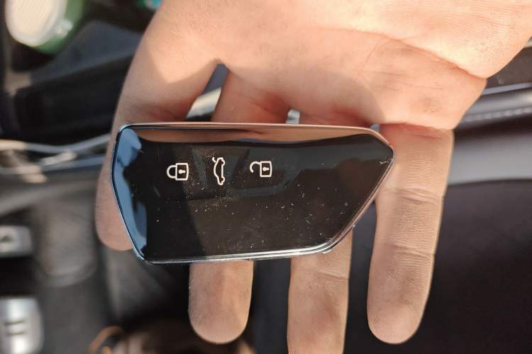 Used Volkswagen ID.4 CROZZ 2024 Pure Edition Limited Edition Vehicle Key