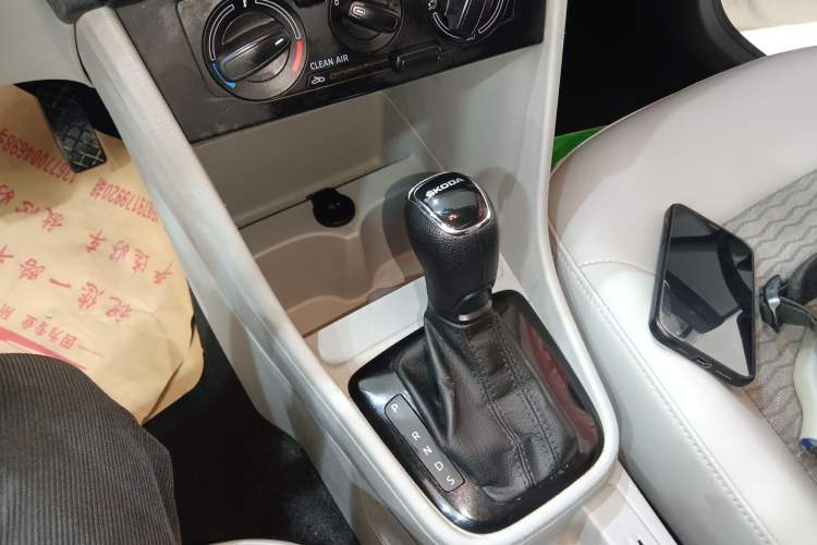 Used Skoda Rapid 2016 1.6L Automatic Chuanxing Edition
