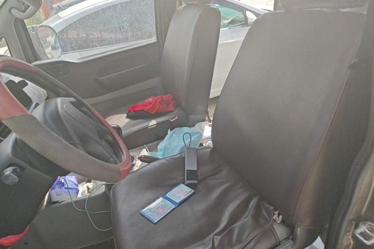 Used FORTHING Lingzhi 2016 V3 1.5L 5-Seater Special Offer Model
